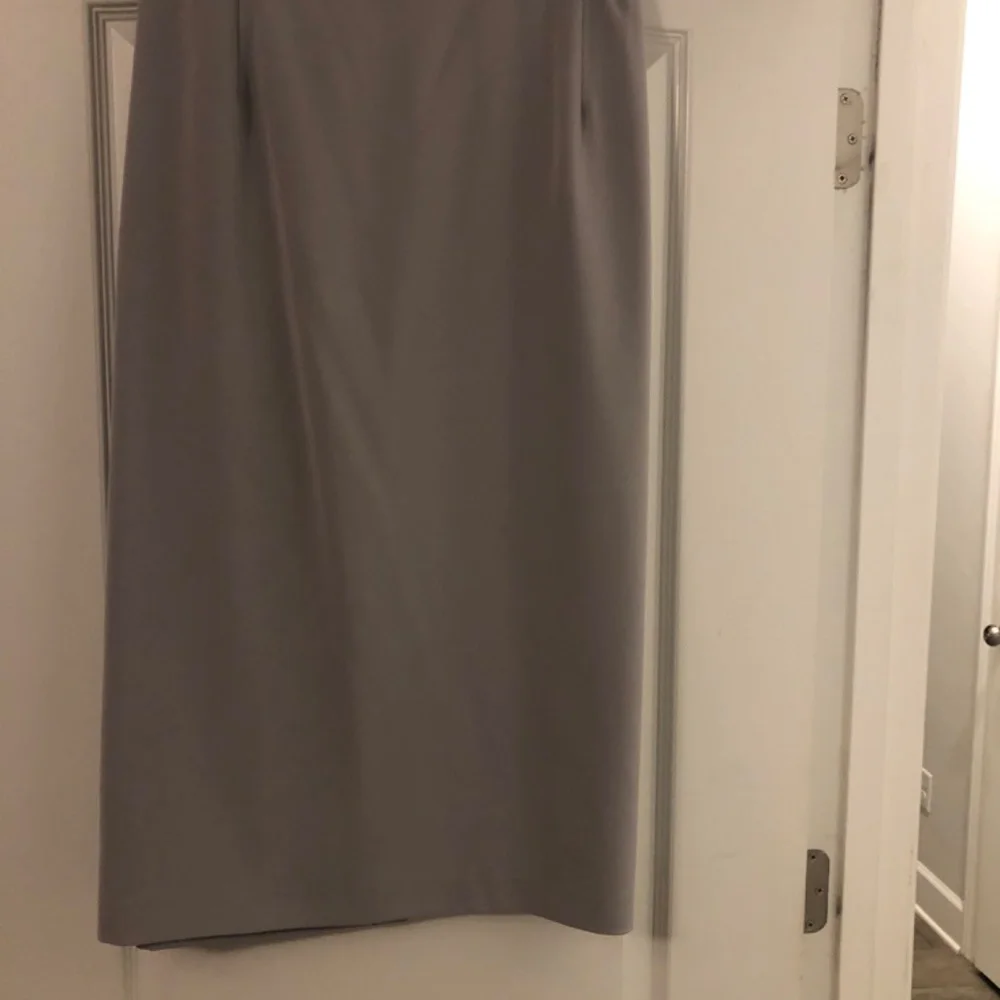 Women’s Francesca Bellini Suit - Picture 8 of 9